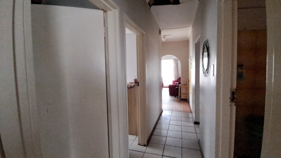 3 Bedroom Property for Sale in Diazville Western Cape